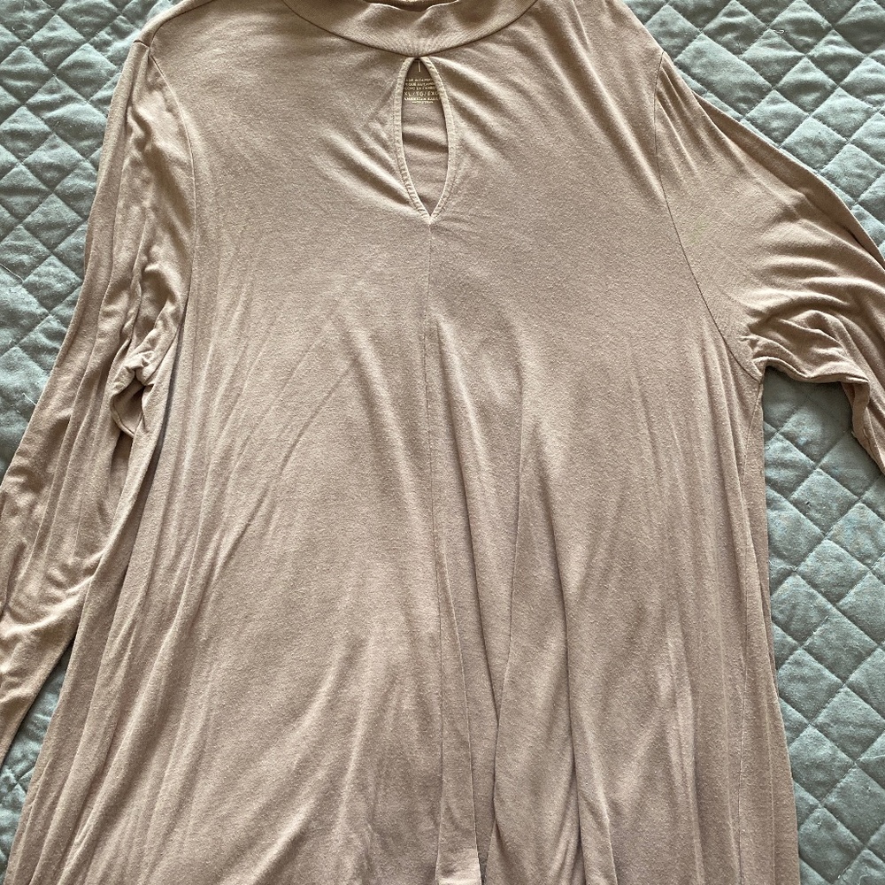 Blush keyhole long sleeve shirt